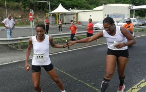 Nèg Mawon 2013 - 1er relais, Maggy et Fabienne