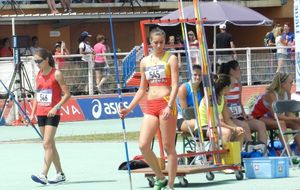 France CA/JU - 19 juillet - Eloïse - qualifs du javelot cadettes
