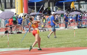 France CA/JU - 19 juillet - Eloïse - qualifs du javelot cadettes