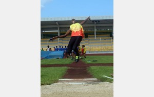 10 nov. Louis Achille - Mario