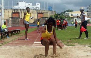 10 nov. Louis Achille - Lauriane