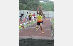 Triathlon BE-MI Lorrain - Léa au triple (10e du triathlon minime filles)