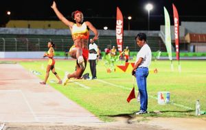 Meeting 2014 - Longueur F avec Audilia