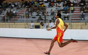 Meeting 2014 - Florian, médaillé aux CARIFTA