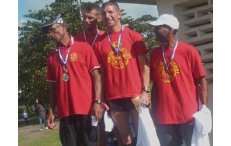 6 victoires par équipe aux Championnats de cross