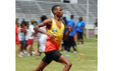 Lucas à quelques dizièmes ...